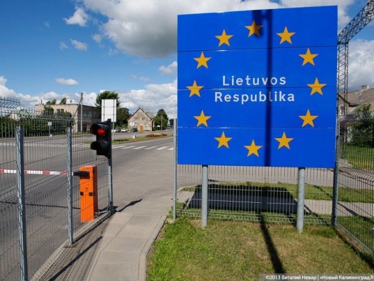 Литва пропустит в РФ через границу застрявшие из-за очередей фуры, несмотря на запрет ЕС