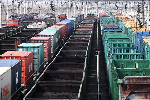 РЖД введут скидку на перевозки контейнеров через Казахстан